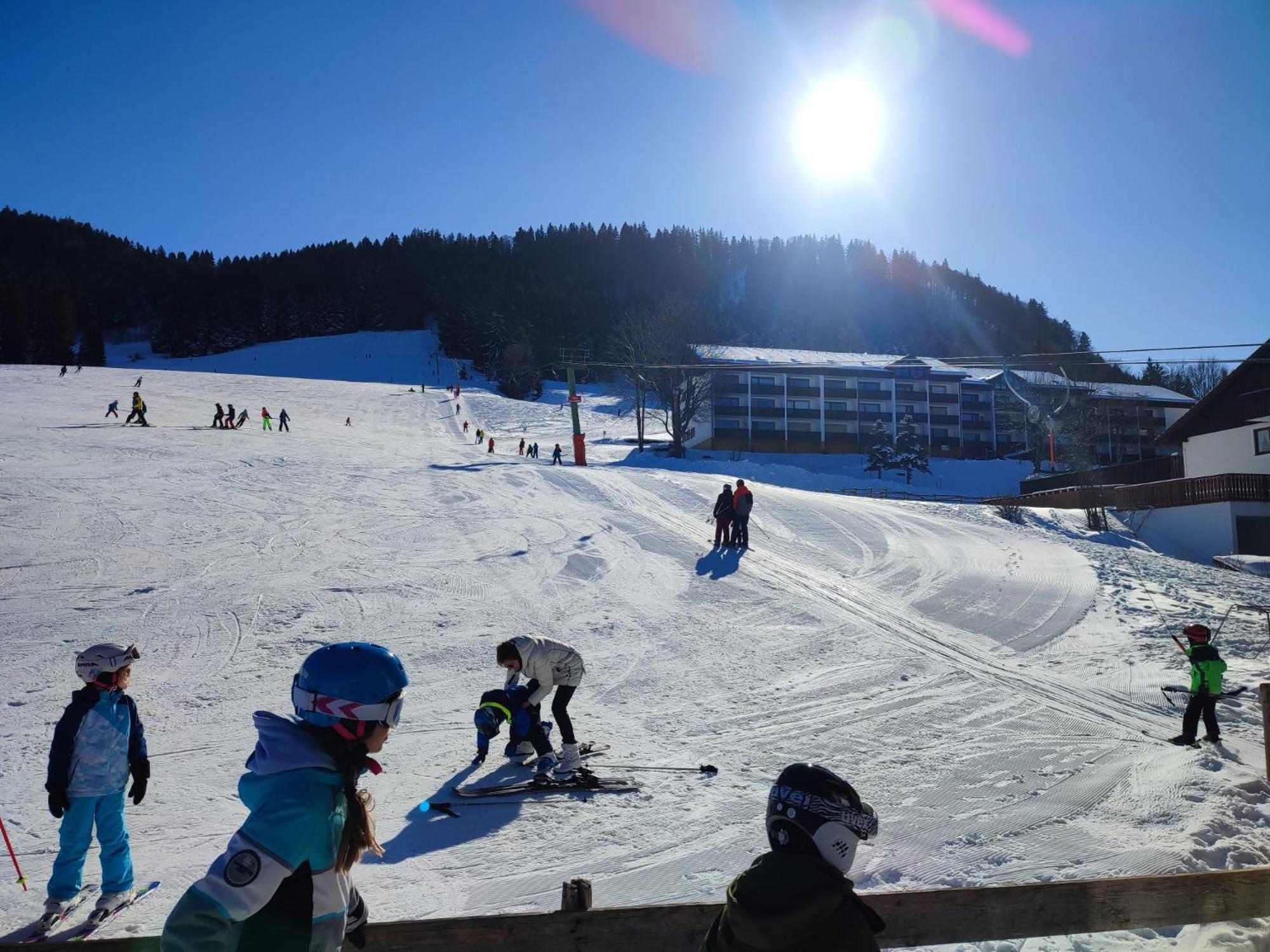Sonnen-Juwel - Hallenbad-Sauna-2 Getrennte Schlafbereiche-Direkt An Der Skipiste Missen-Wilhams Exterior photo